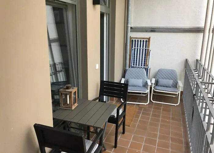 Central, Modern, Mit Grossem Balkon Checkin123