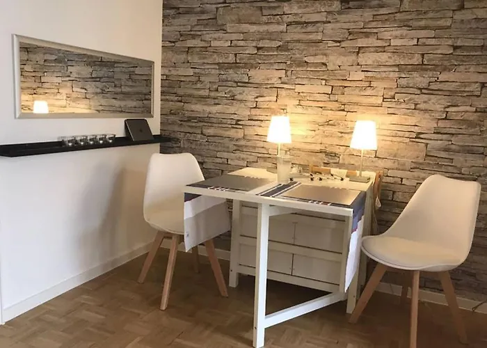 Central, Modern, Mit Grossem Balkon Checkin123